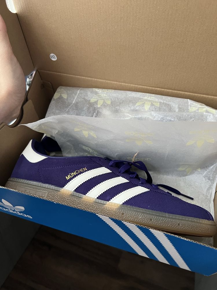 Adidas Munchen 45 розмір