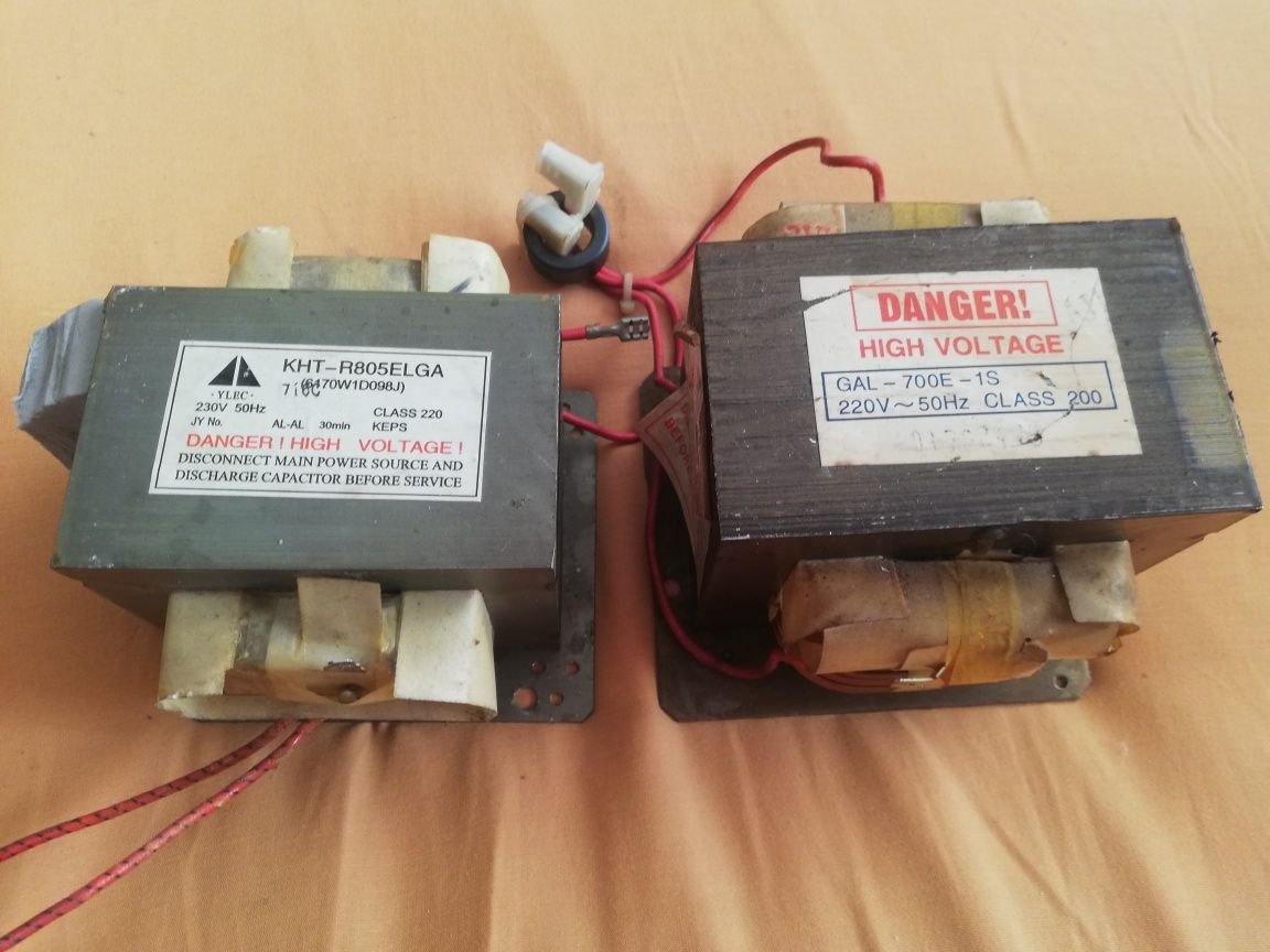 Transformator x2  z mikrofalówki