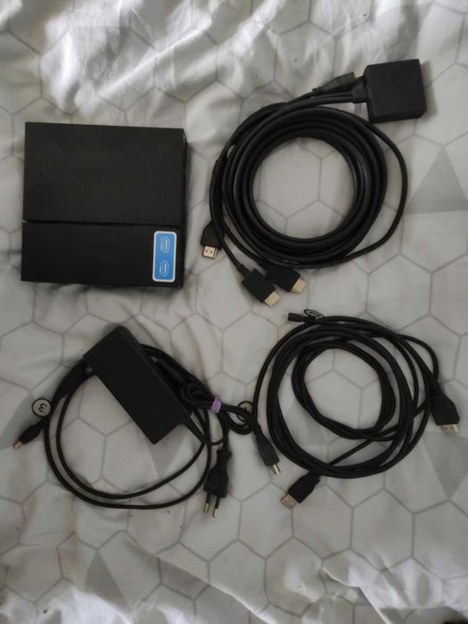 PlayStation VR + Kamera + 2 Move + 2 Navigation — komplet, sprawny