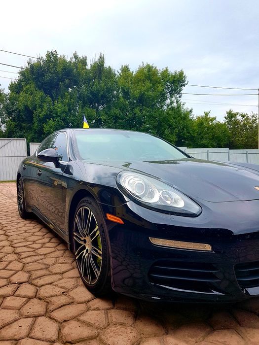 Porsche Panamera S E-hybrid