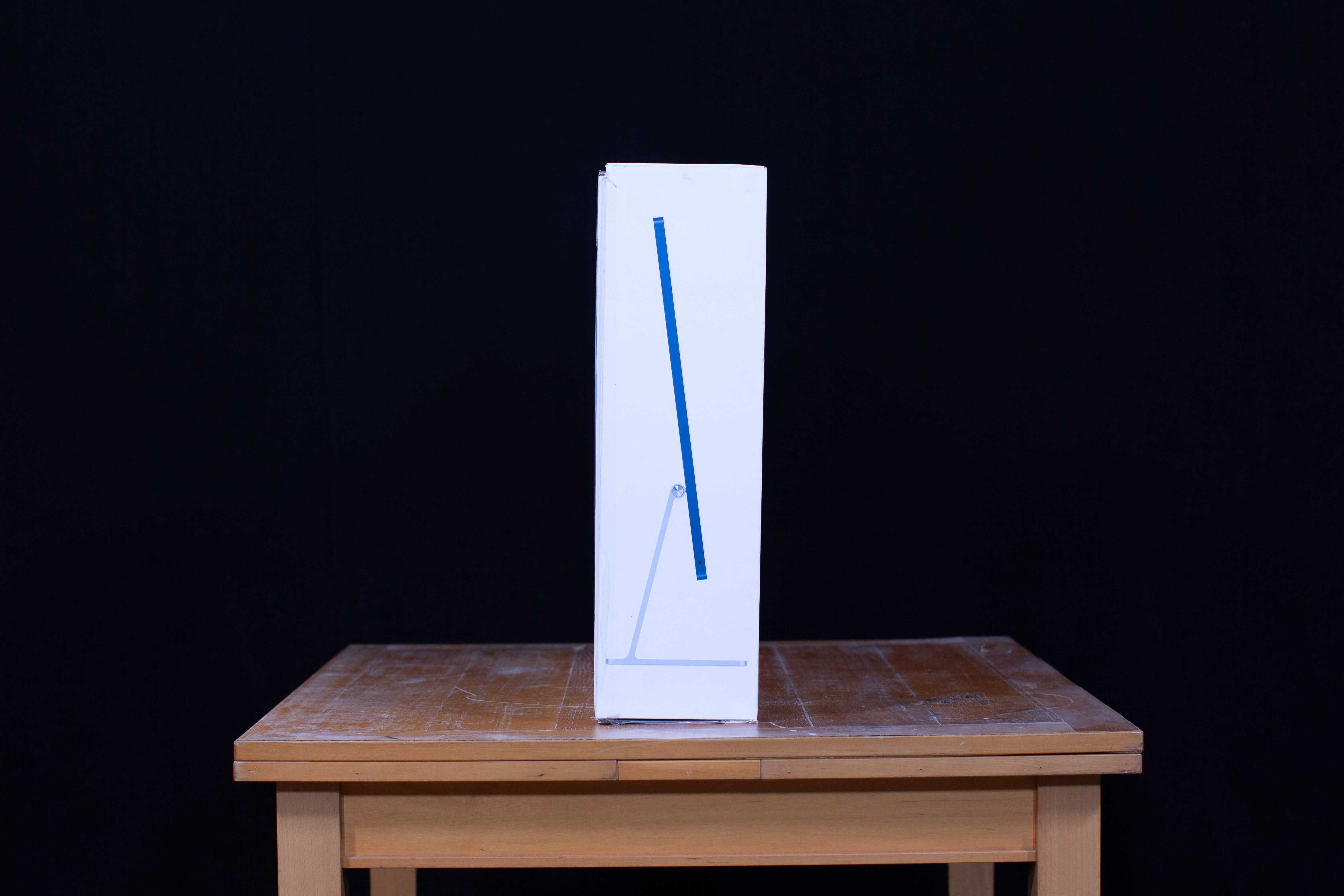iMac 24″ M1 (2021) Azul – 8GB RAM,  512GB SSD, Teclado e Rato