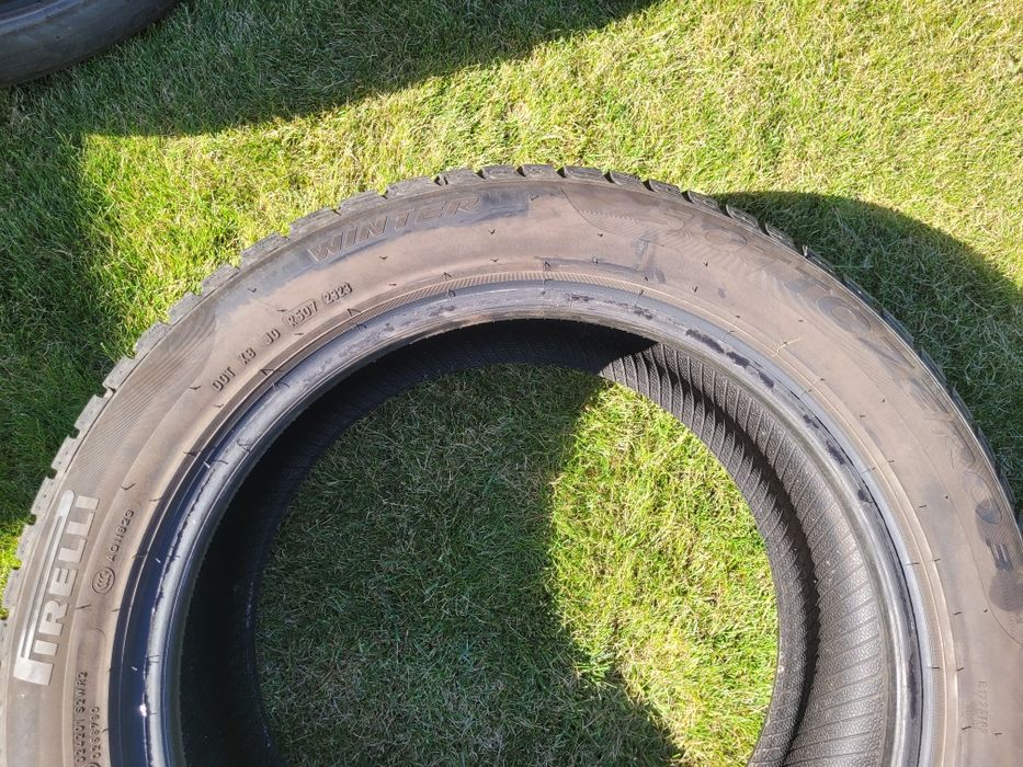 Opony zimowe 2023r Pirelli Sottozero 3  215/55 r17