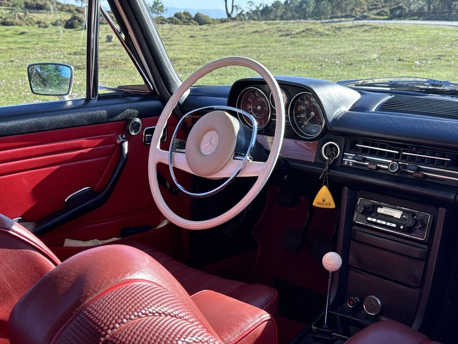 Mercedes w115 (excelente estado)