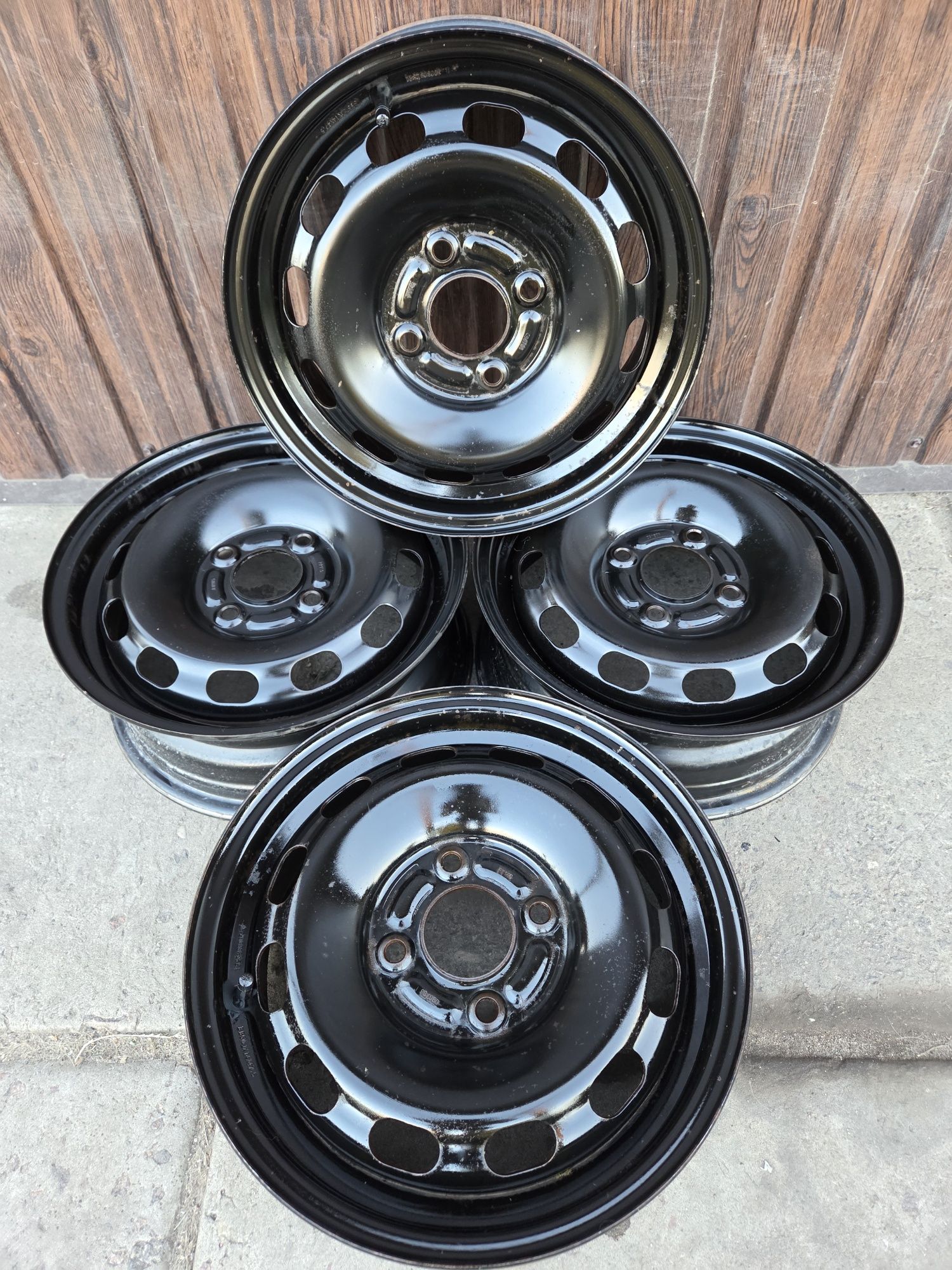 Оригінальні стальні диски r14, 4×108, Ford.