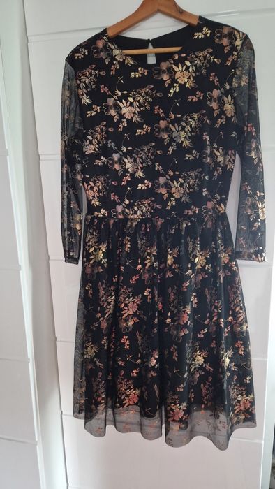 Sukienka Mohito czarno zlota