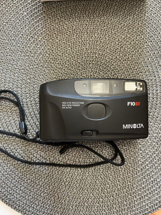 Плівковий фотоапарат Minolta F10BF
