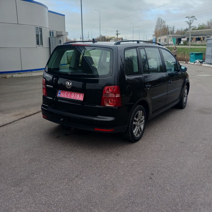 Volkswagen Touran 2010 р.в.