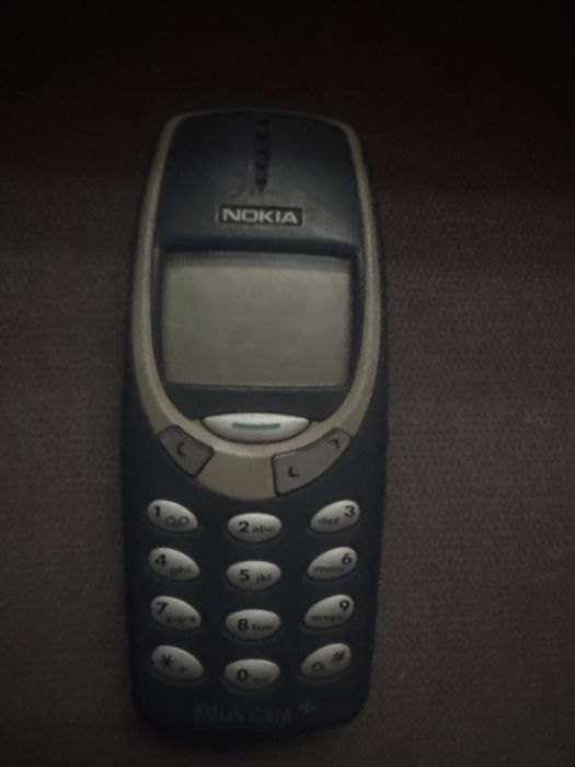 Kultowa Nokia 3310 (Model 3310/3330) - Klasyk Retro! Stan Wizualny BDB
