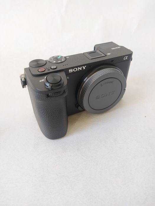 Фотоапарат Sony Alpha A6700 body,  Новий !