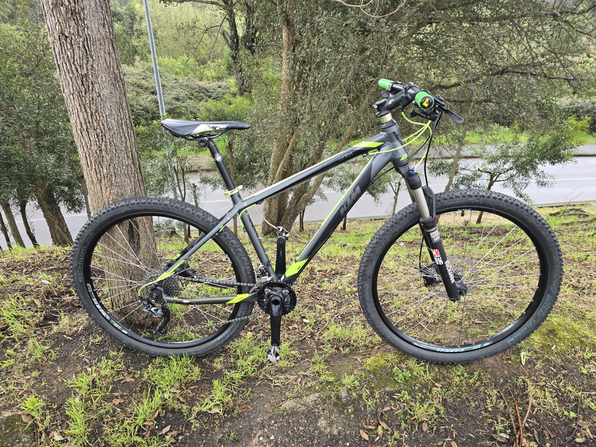 Ktm ultra 27.5 m 10x2v com rock shox