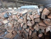 Дрова рубані колоті дуб та ясен укладені з доставкою