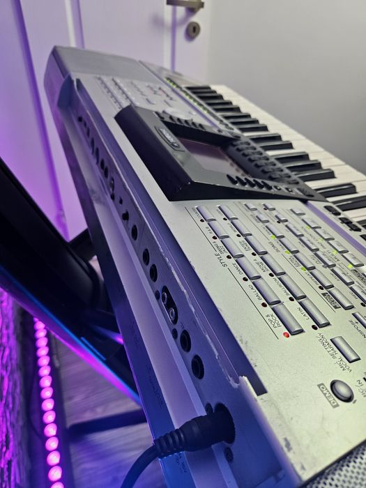 Yamaha PSR-3000 PSR3000 po kompleksowym spa