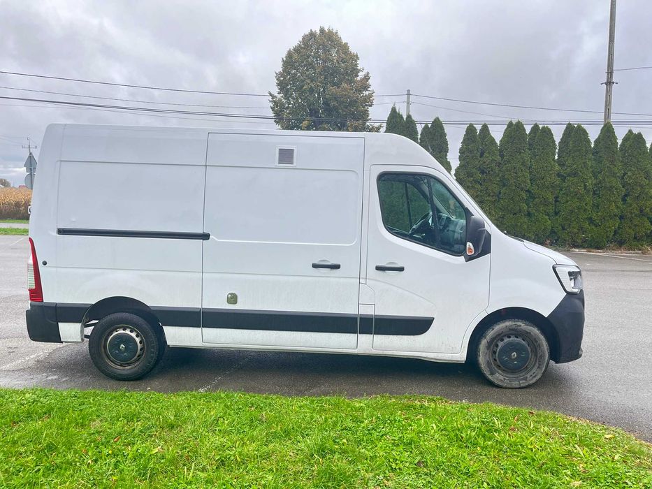 Renault MASTER L2H2 Średni 2021