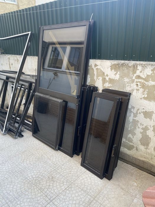 Janelas e calhas de aluminio