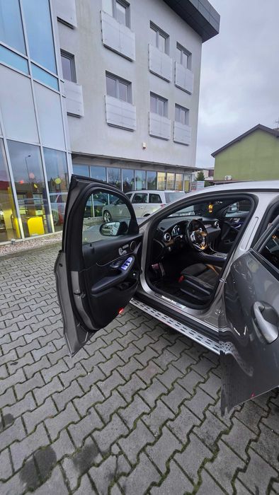 Sprzedam zadbanego mercedesa duży przebieg .Serwisowany w ASO.Piękny