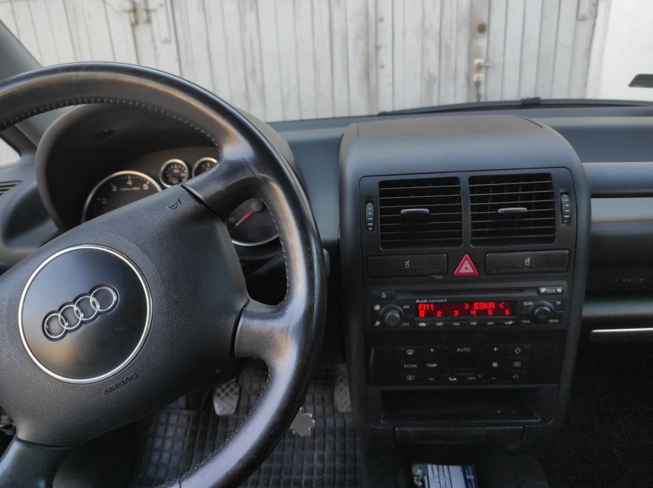 Audi A2 1.6 16v 110km