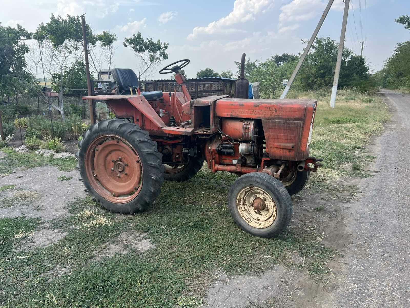 Продам трактор т-25