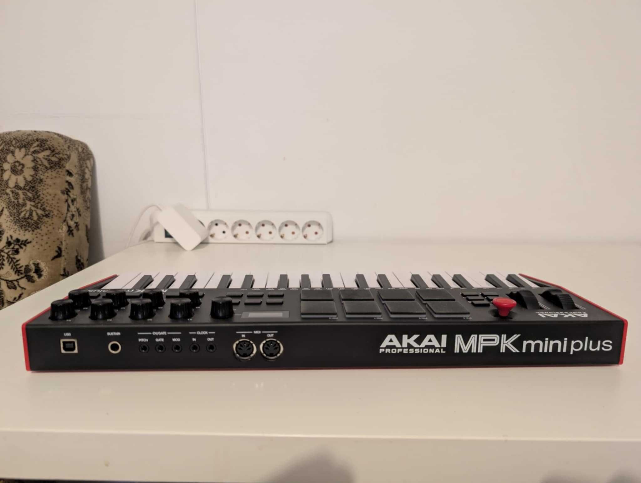 Klawiatura USB/MIDI AKAI MPK Mini Plus 37-klawiszy