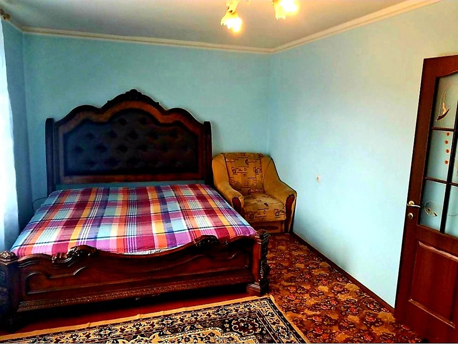 Для 1- 5 чол. на Скальда,15 (Комарова, Парковий проїзд), 1 кімн. кварт