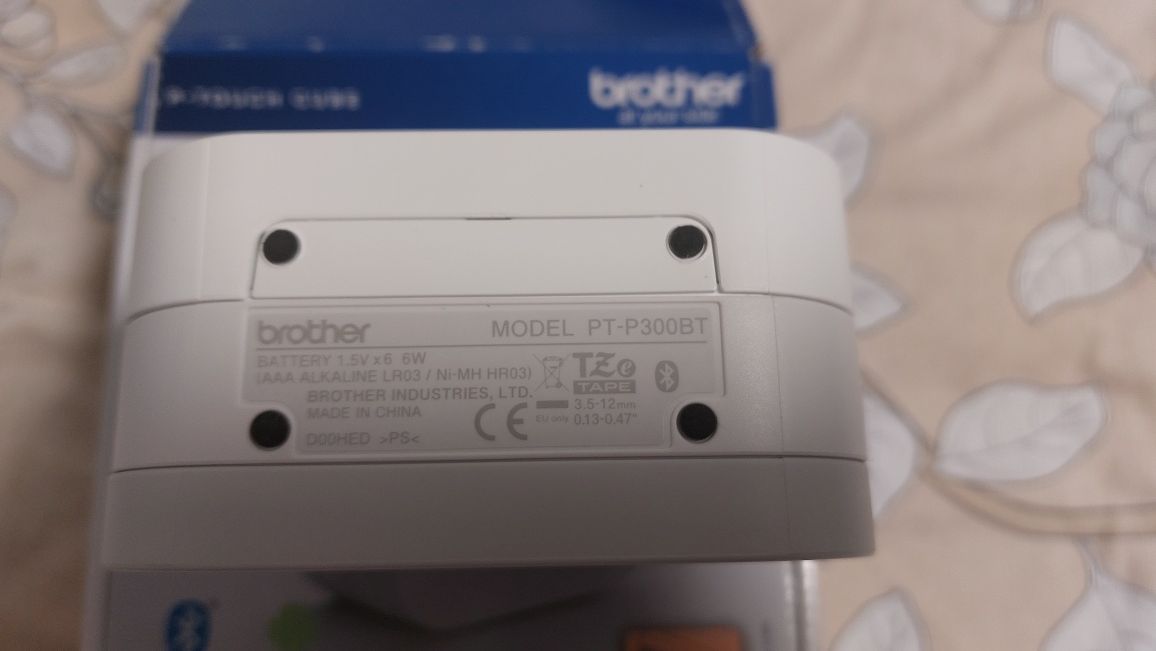 Brother P-Touch Pt-P300BT (TZe)