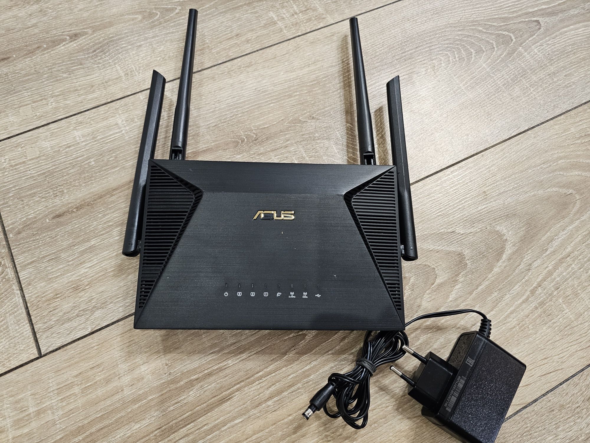 Роутер ASUS AX53U потужний WiFi6 маршрутизатор для стабільного зв'язку