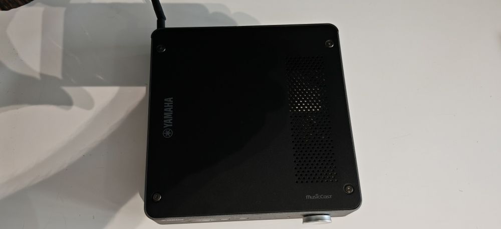Yamaha WXC-50 – odtwarzacz sieciowy / przedwzmacniacz MusicCast