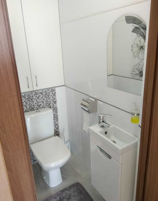 Простора 3-кімнатна квартира в новобудові на Озерній