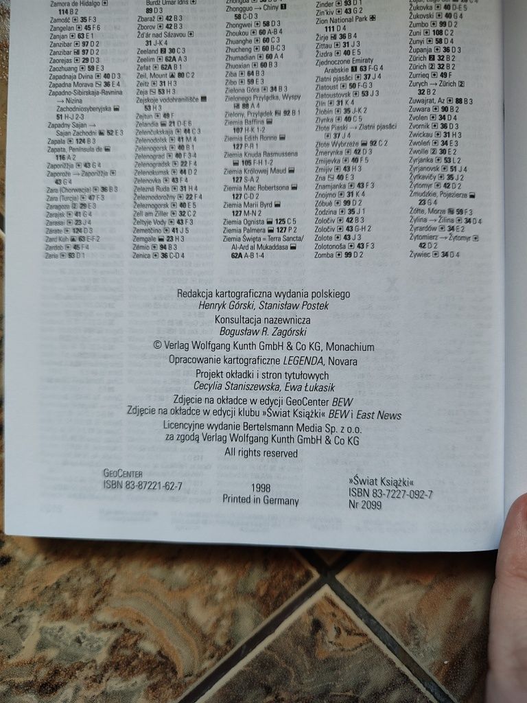 Podręczny Atlas Świata
