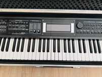 Roland GW 8 + Case świetny stan