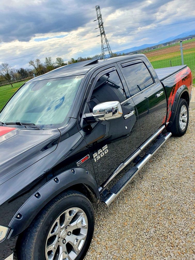 RAM 1500*Limited*3.0Crdi*Chromy*4x4*Navi*Kamera*Skóry*Szyberdach*ZAMIA