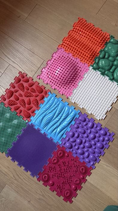 Ортопедичні різнотекстврні килимки Ортодон і Ортопазл. Дитячий килимок