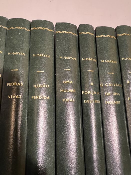 Coleção 14 livros de M.MARYAN