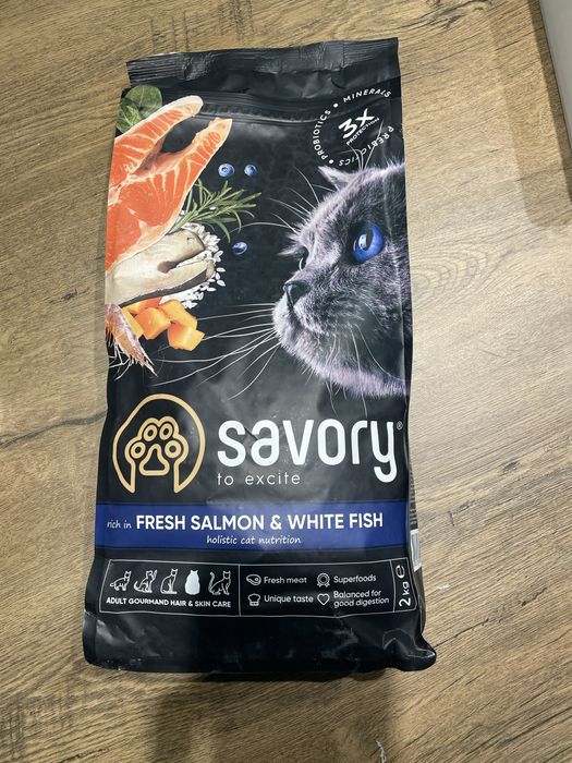 Корм для котів Savory fresh salmon & white fish 2кг