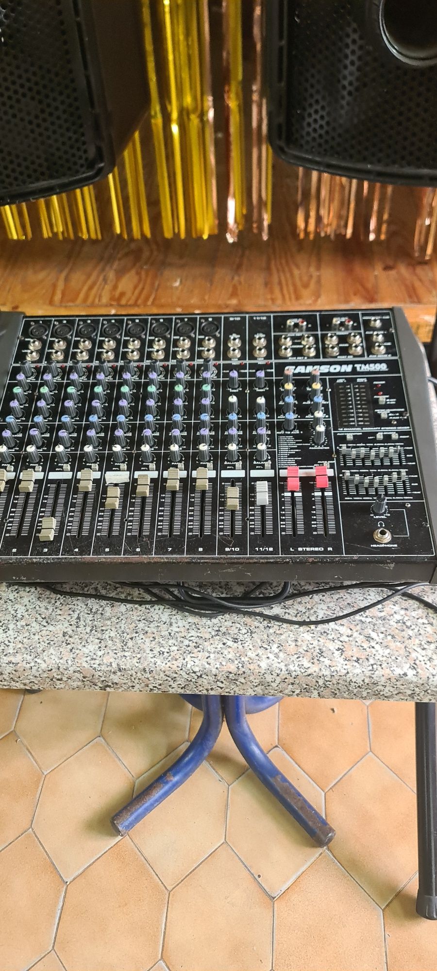 Equipamento de som