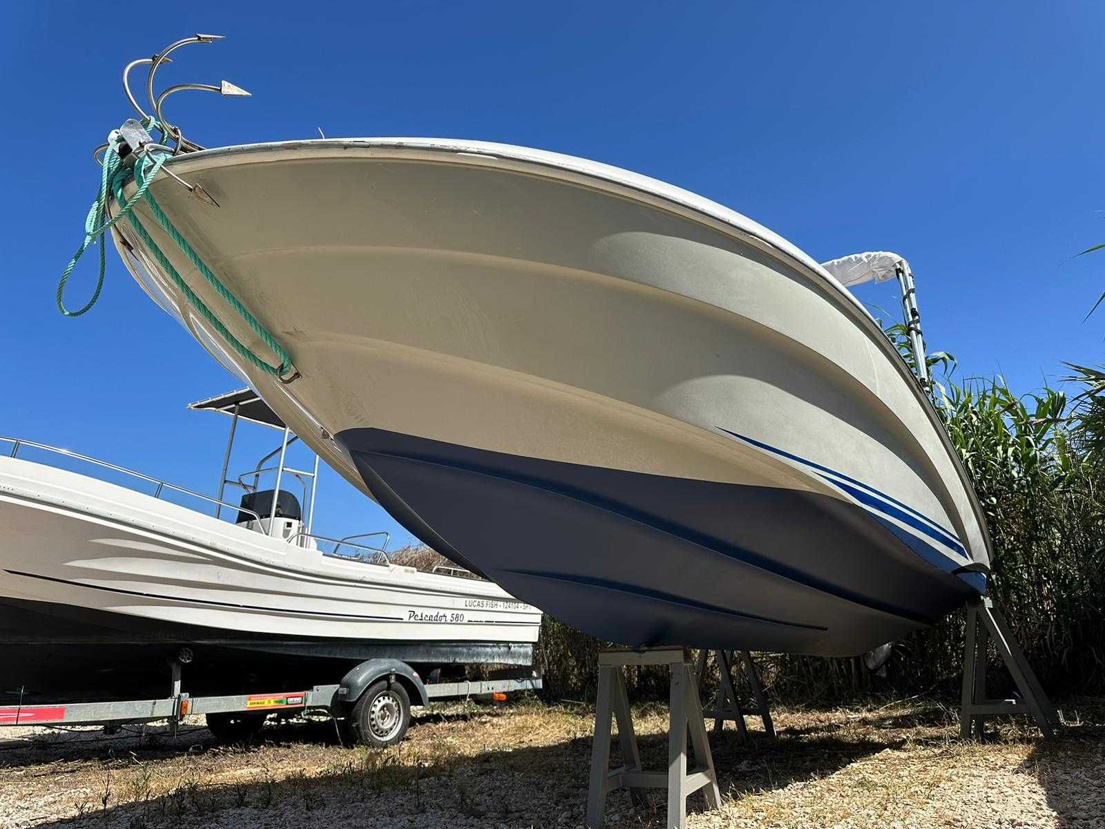 Barco Quick Silver Commander 505 (lugar de marina e atrelado incluído)