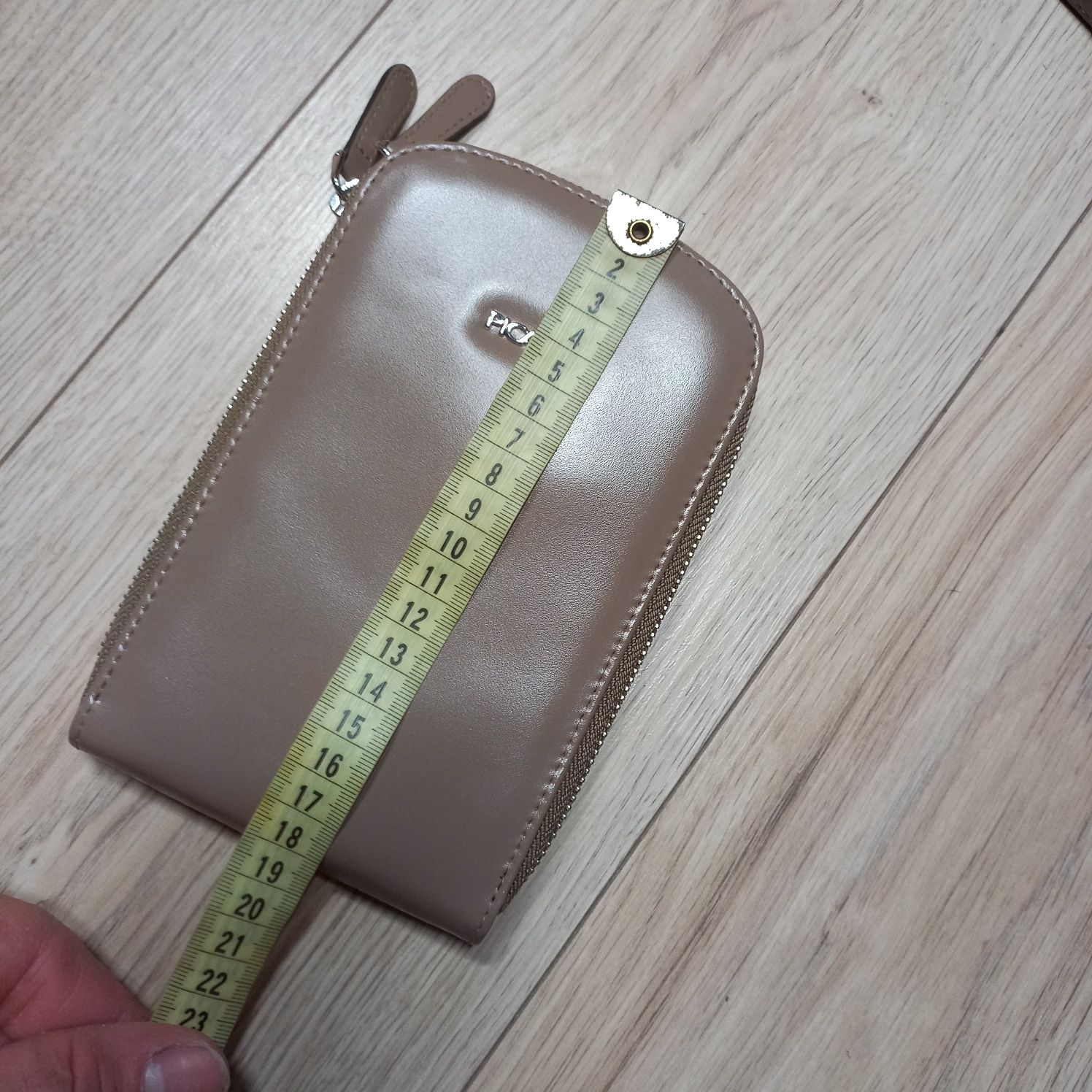 Etui na telefon i karty