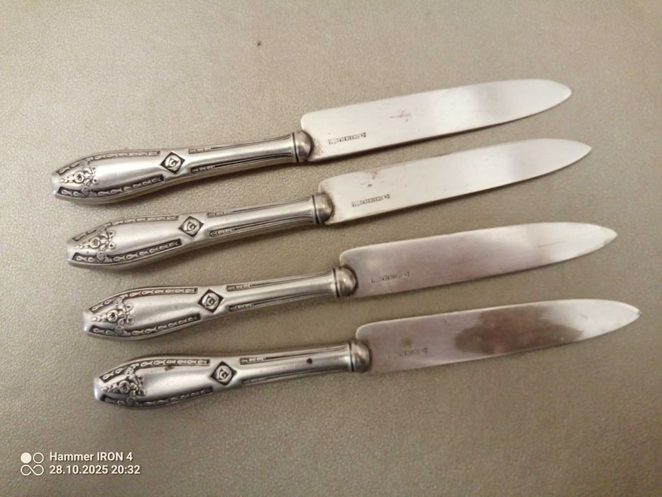 BR.Henneberg Warszawa -Nożyki do owoców - fason "z różyczką" sygn.