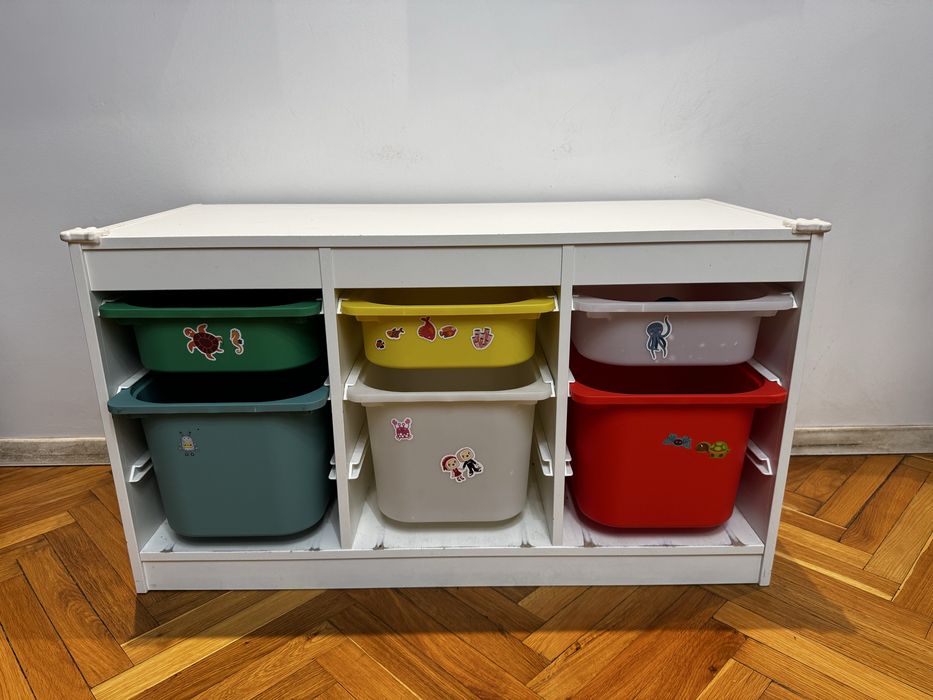Стелаж з контейнерами Ikea Trofast