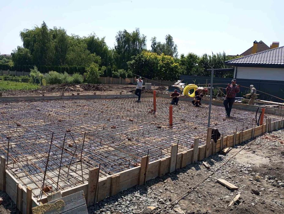 Бетонні роботи, фундаменти тощо!