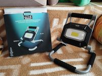 Naświetlacz Halogen Lampa 10wat z powerbank na baterie Mocny !