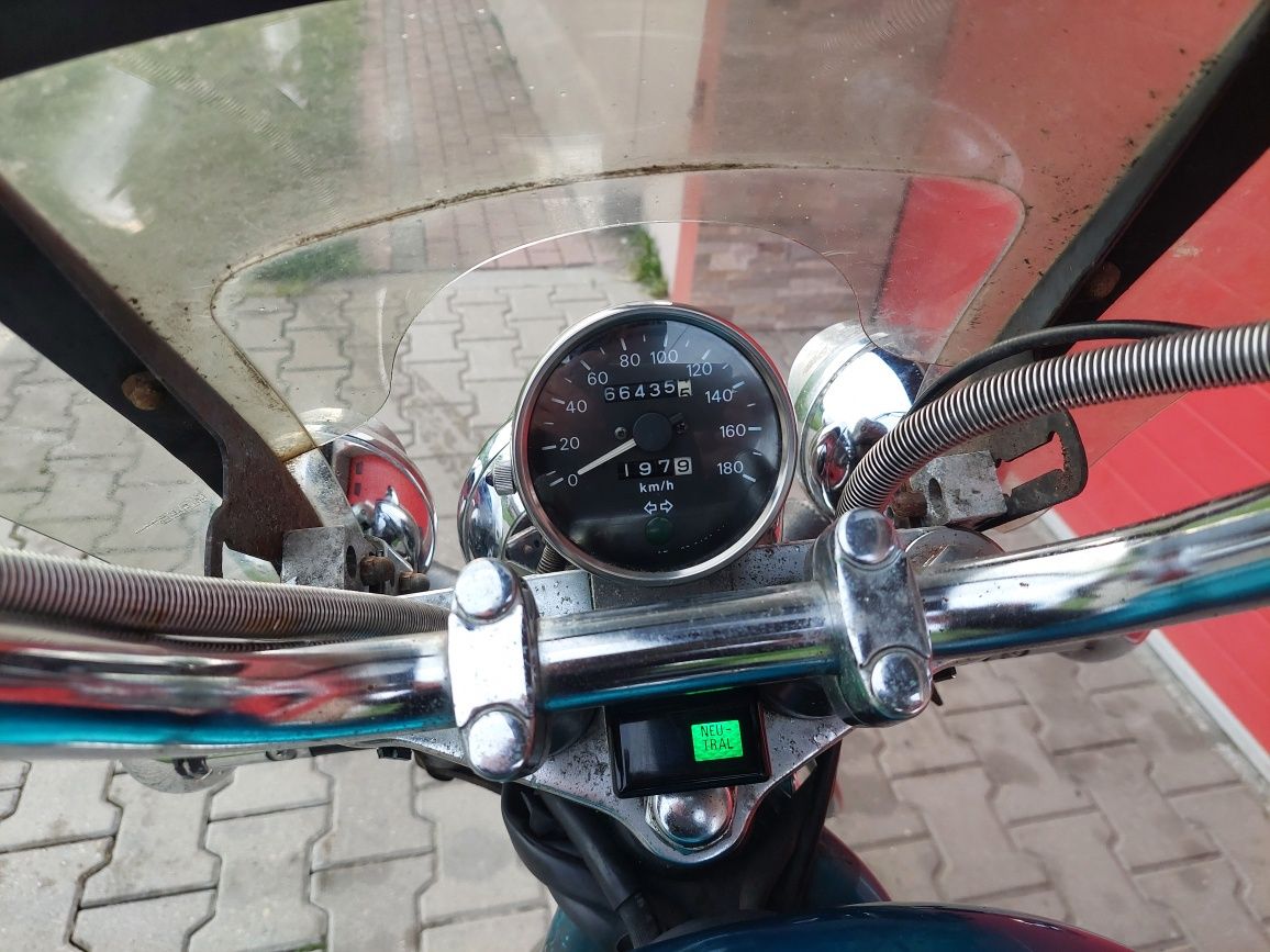 Suzuki vs 800 intruder