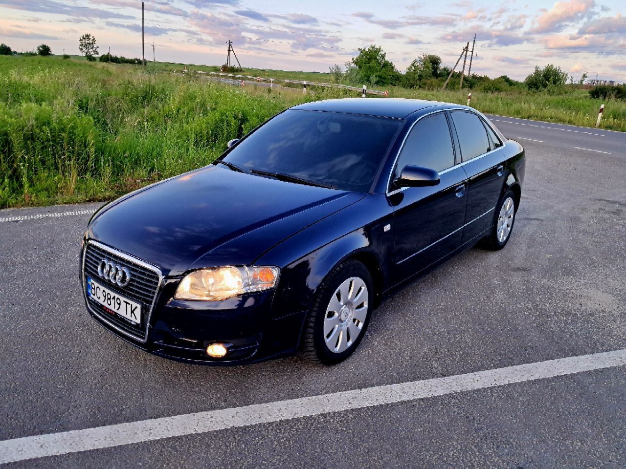 Продам  audi a4 b7
