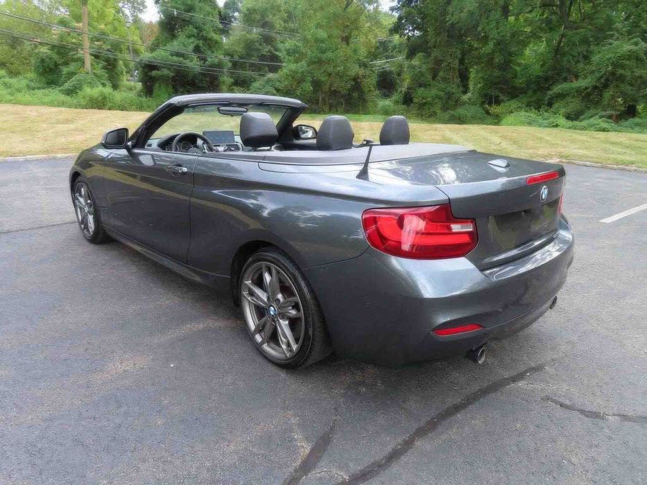 BMW 2 Series M235i Convertible      2016