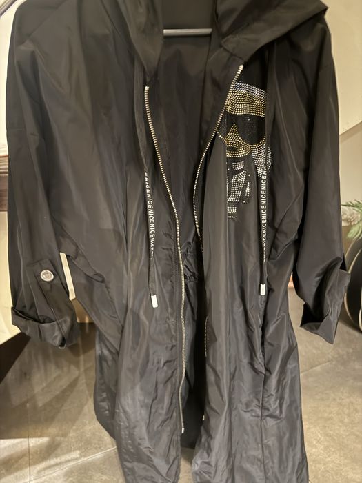 Czarny płaszcz a la Karl Lagerfeld s/m Radom