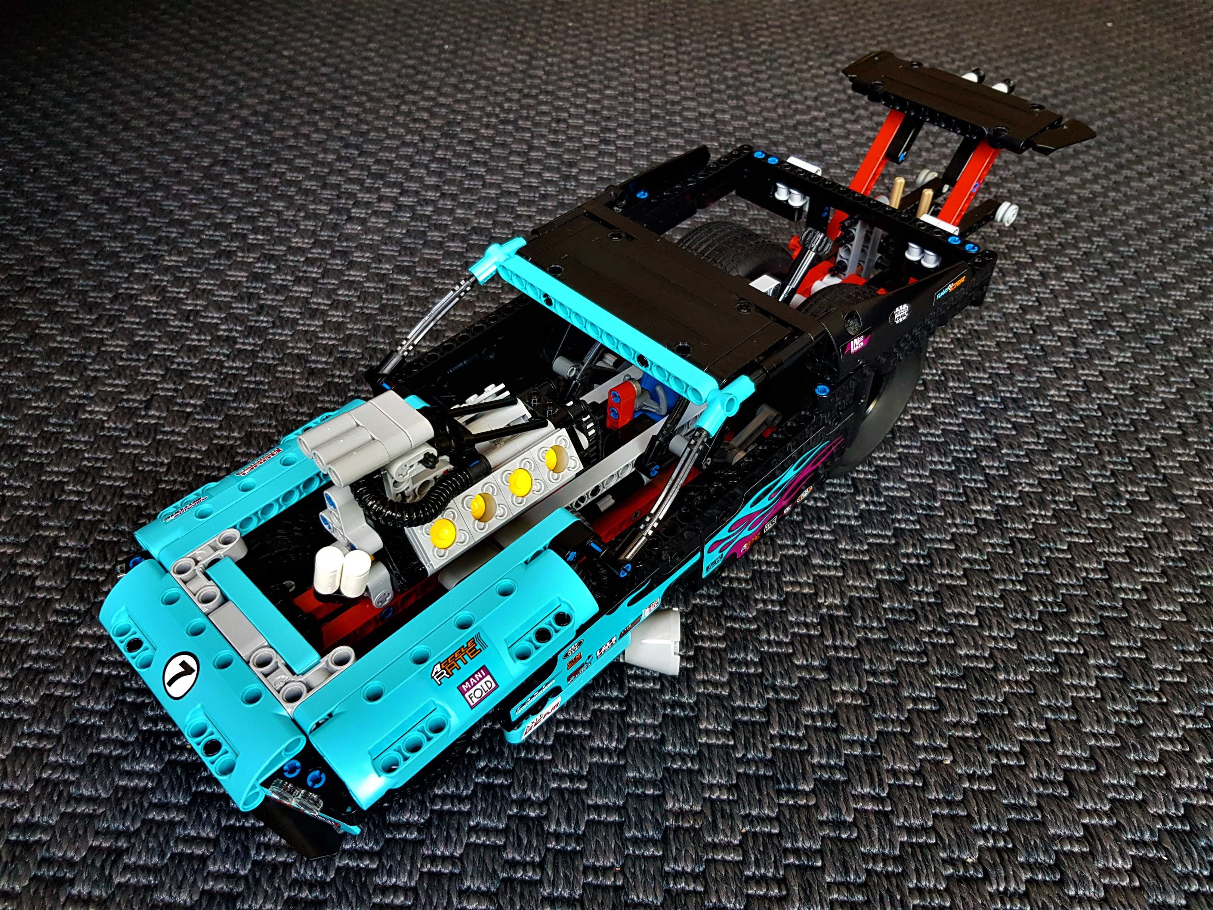 LEGO® Technic 42050: Drag Racer