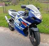 Vendo mota GSXR 1000 .