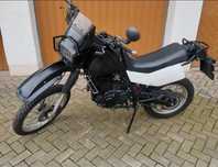 Suzuki DR 600 z 1980 roku