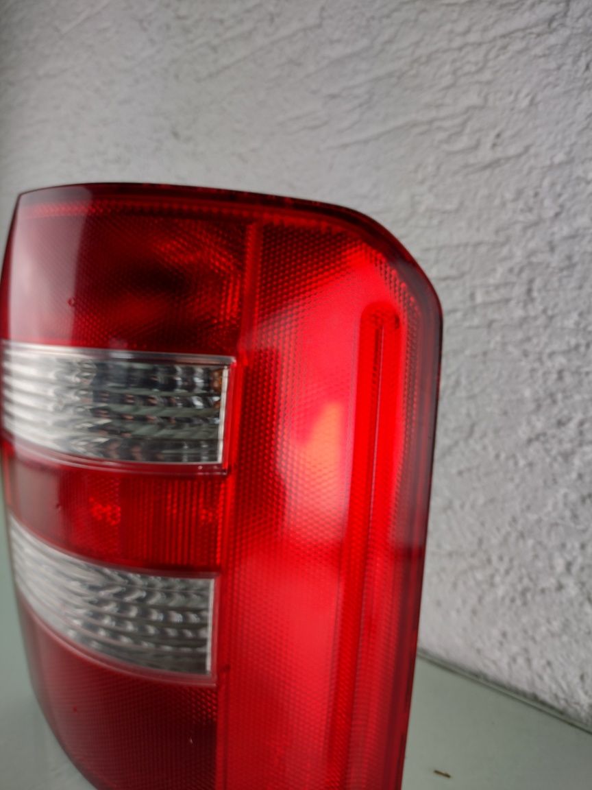 Audi a2 lampa prawy tył oryginał wkład Europa kompletna wysyłka OLX