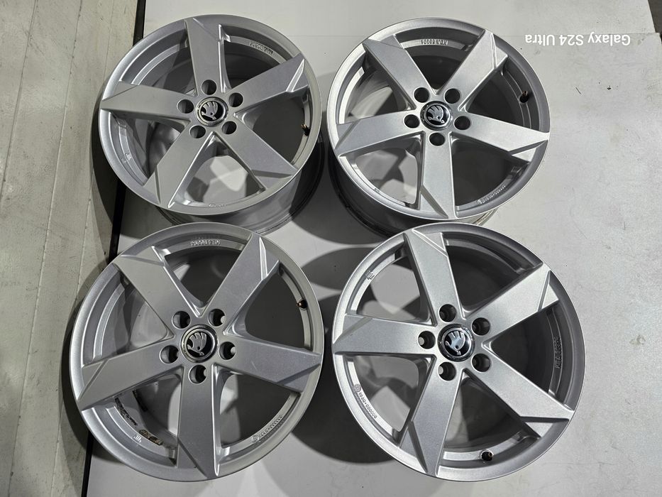 Skoda Superb Iii II Octavia II Iii IV Yeti Karoq Kodiaq 17'' ET38…