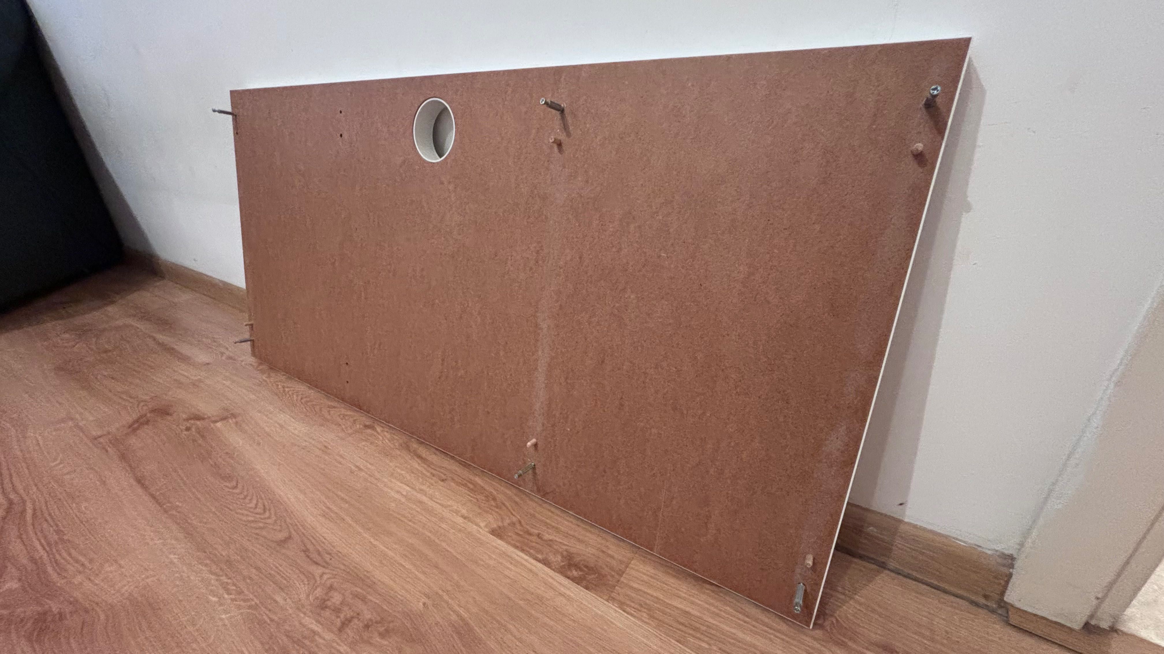 Używany biały blat IKEA – 105x50 cm
